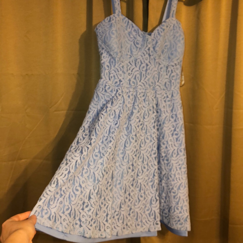 Dress - Picture 2 of 2